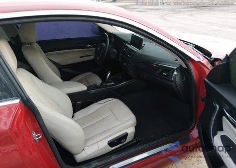 2014 BMW 228I z USA, uszkodzony, nr VIN WBA1F5C54EV255913